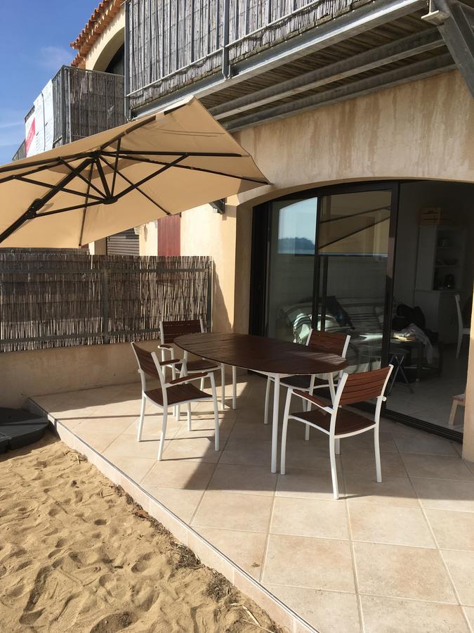 Appartement Face A La Mer La Croix-Valmer Exterior foto