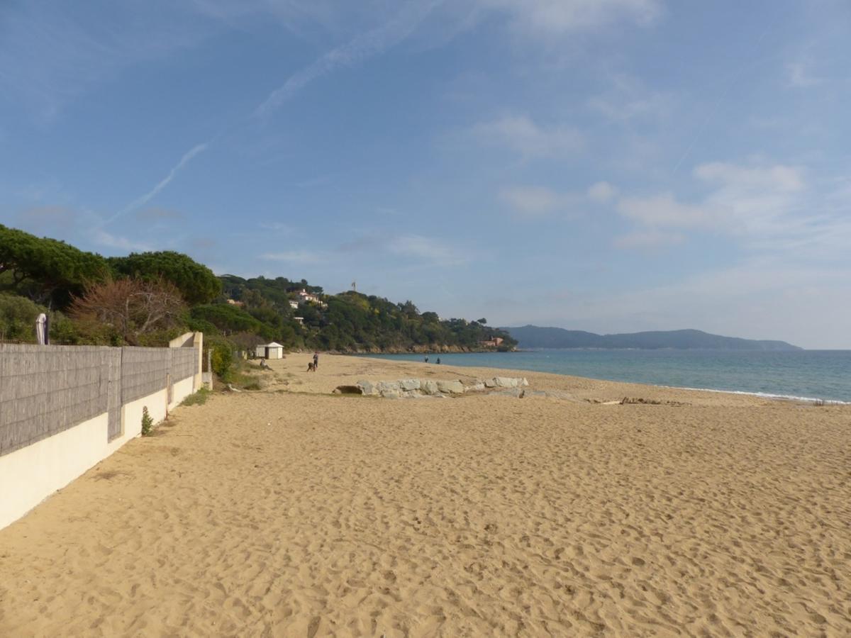 Appartement Face A La Mer La Croix-Valmer Exterior foto